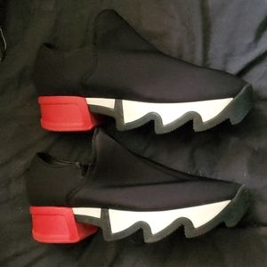 Iri Shoes Black & Red